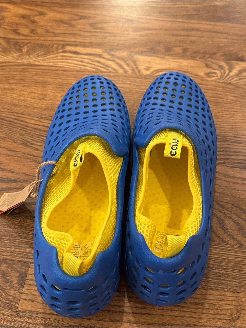Ccilu Men's Slip On Shoes blue and yellow